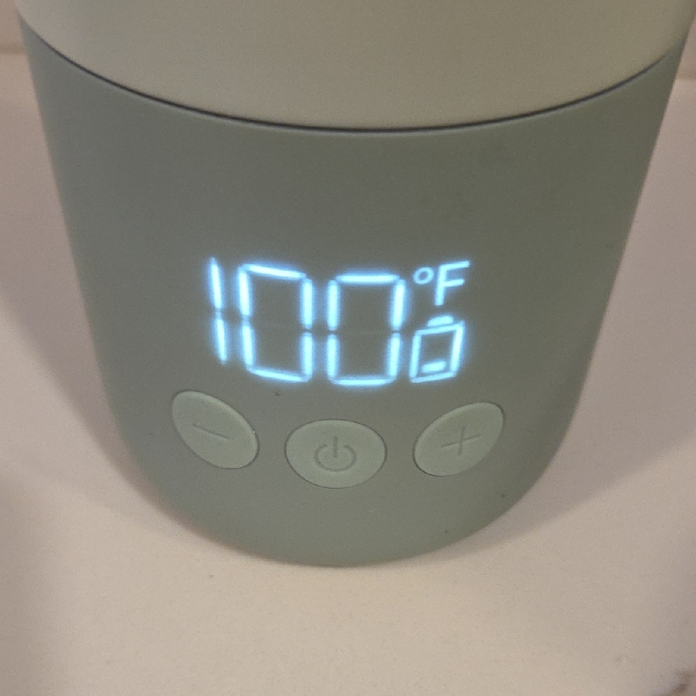 Baby Milk Travel Warmer - Picture 2 of 6